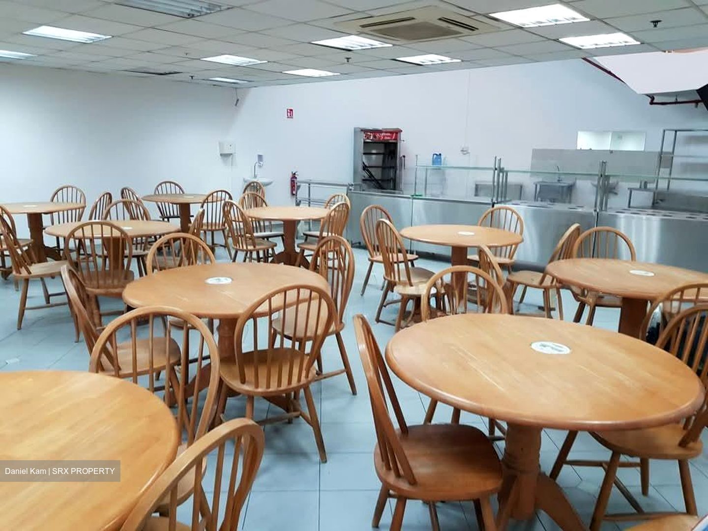 Kallang MRT (D14), Retail #590219501